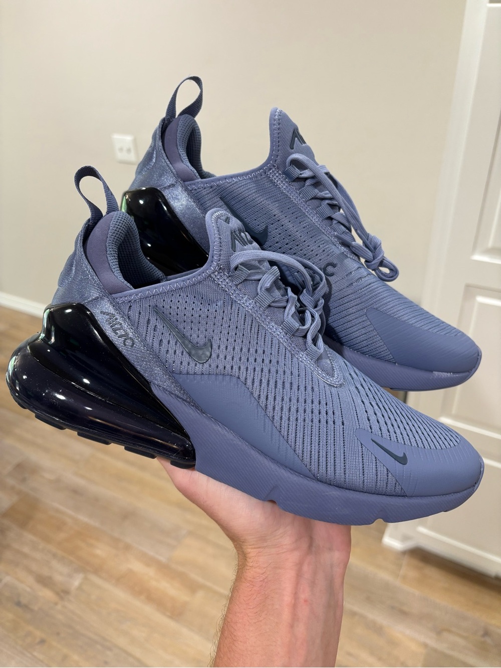 Nike Air Max 270 ‘Midnight Indigo’ Women's Size 10 (8.5M) Sneakers | HJ3222-401